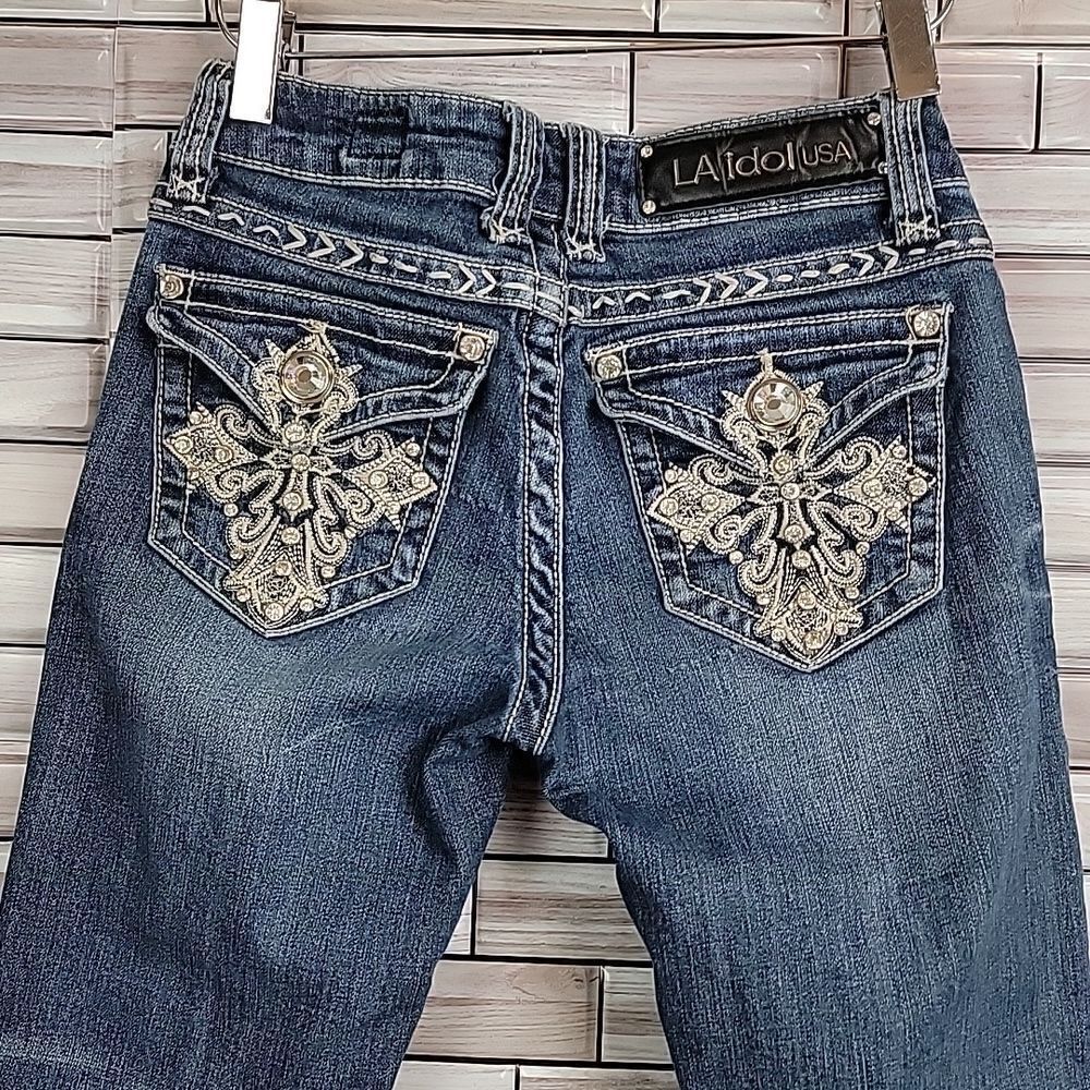 LA Idol  cropped  denim jeans Size 1